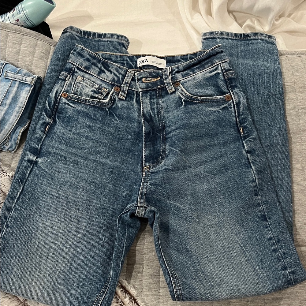 Zara Classic Blue Jeans